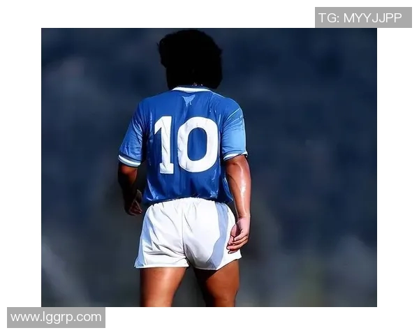 五号球衣背后的传奇足球明星们的精彩故事与成就